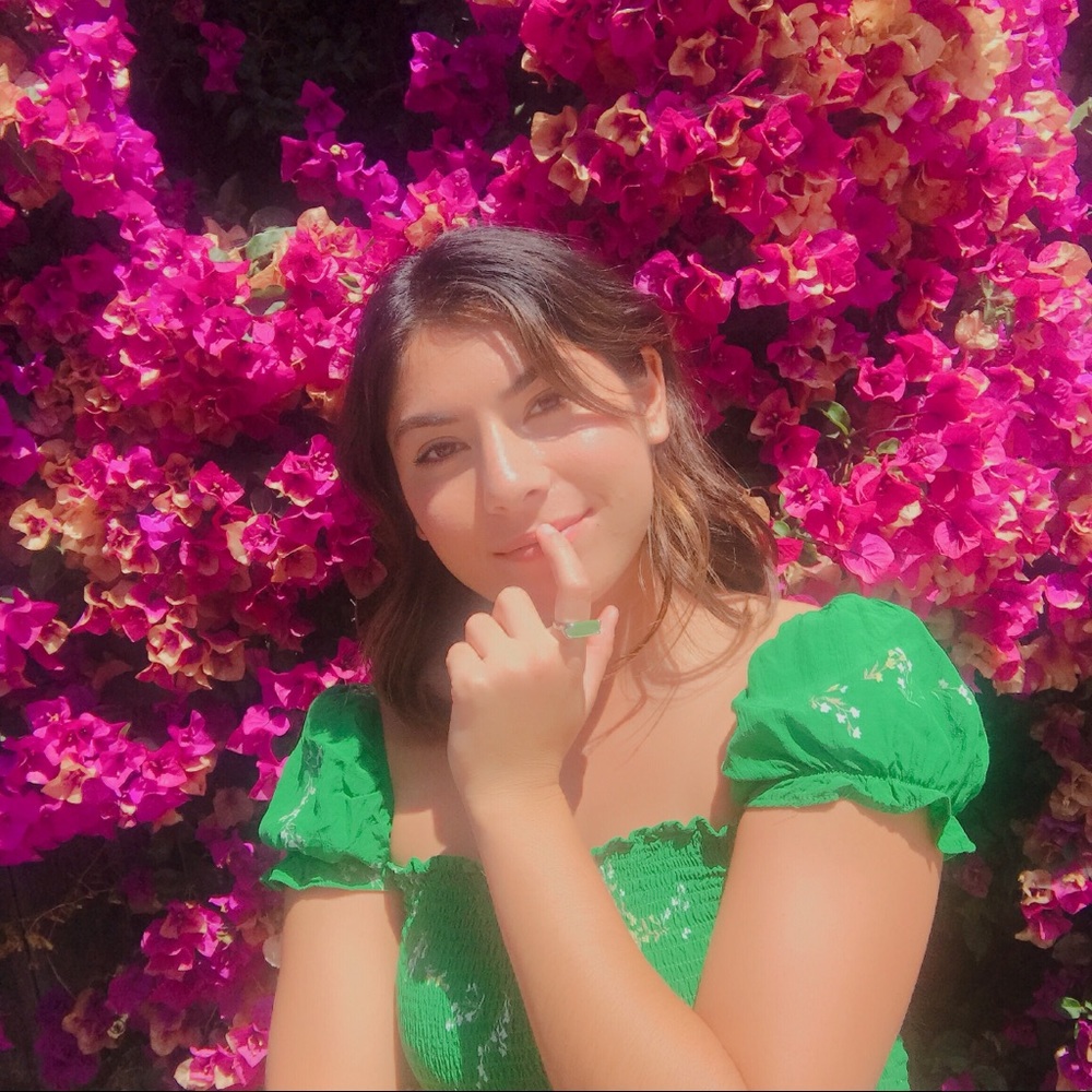 Meet your Posher, Emily